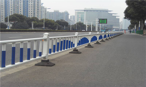 维护道路蝴蝶视频app污版下载的注意事项(图1)